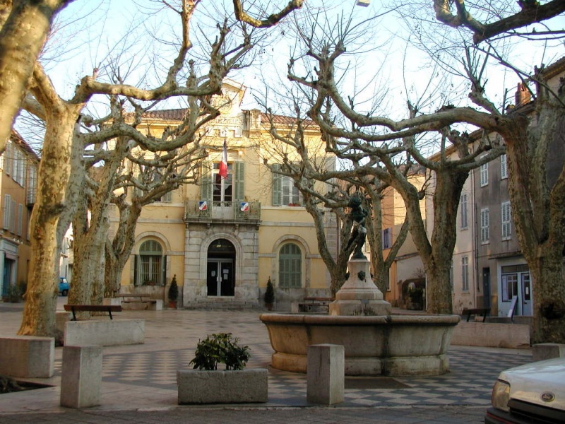 Image:Collobrieres-Place de la Libération.JPG